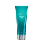 250ml_FR_BASE_HairBody_Wash.jpg
