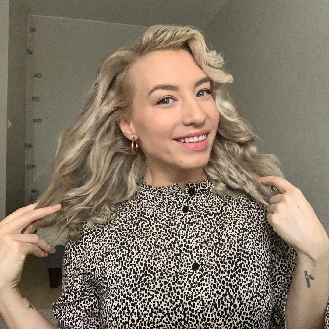 Heatless curls -trendi on tullut jäädäkseen! Näin neuvot asiakastasi valitsemaan oikeat tuotteet